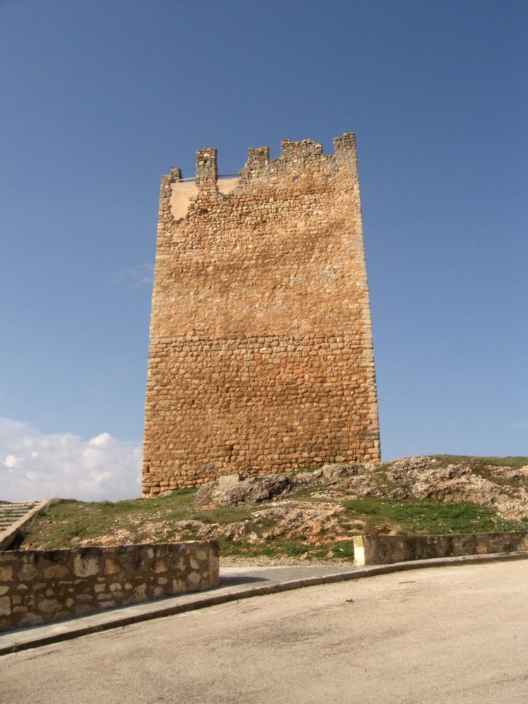 Torreón medieval de Piqueras del Castillo